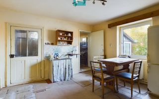 Casă cu teren generos în Sânnicolau Mic - Poză 8