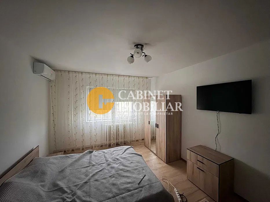 1 camera - Nicolina - mobilat&utilat - an constr. 1981 - Poză 1