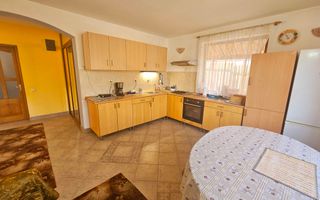 🏡 VILĂ ELEGANTĂ CU PRIVELIȘTE DEOSEBITĂ – VALENII DE MUNTE - Poză 40