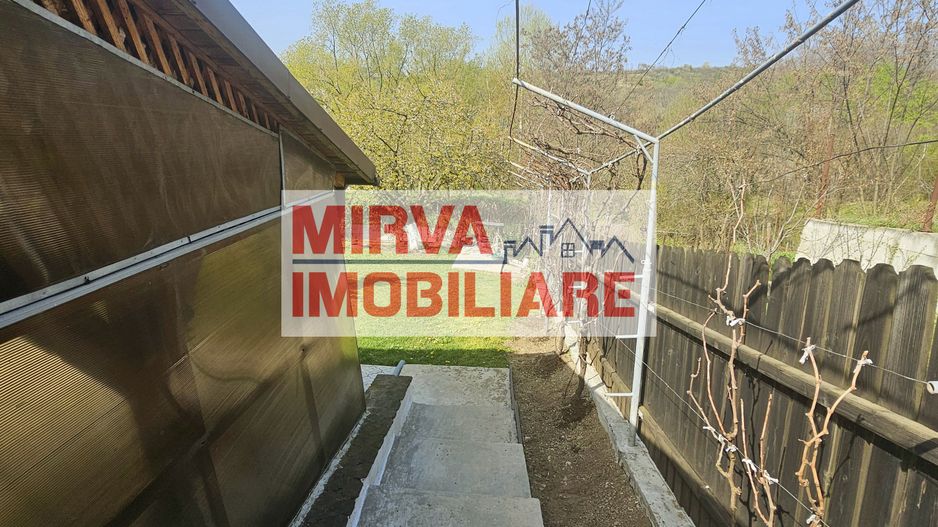 🏡 VILĂ ELEGANTĂ CU PRIVELIȘTE DEOSEBITĂ – VALENII DE MUNTE - Poză 12