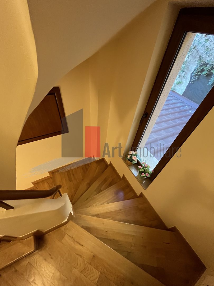 Vila "RIFINITA", Unirii-Piata Alba Iulia, intri si te indragostesti pe loc de ea - Poză 18