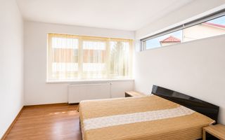 Casa tip duplex cu 4 camere de inchiriat in cartierul Europa - Poză 9