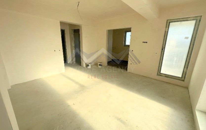 Apartament 2 camere Otopeni central | bloc cu lift | include parcare - Poză 3