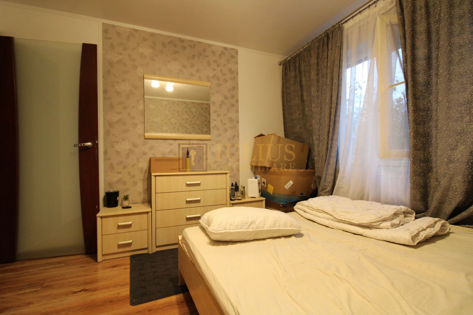 Zona Lipovei, 3 camere, centrala proprie. - Poză 14