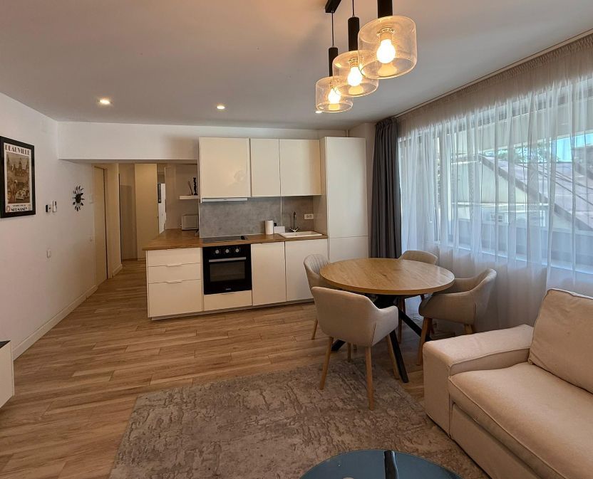 2 camere | Central District Cuza 99 | Titulescu | Victoriei - Poză 1