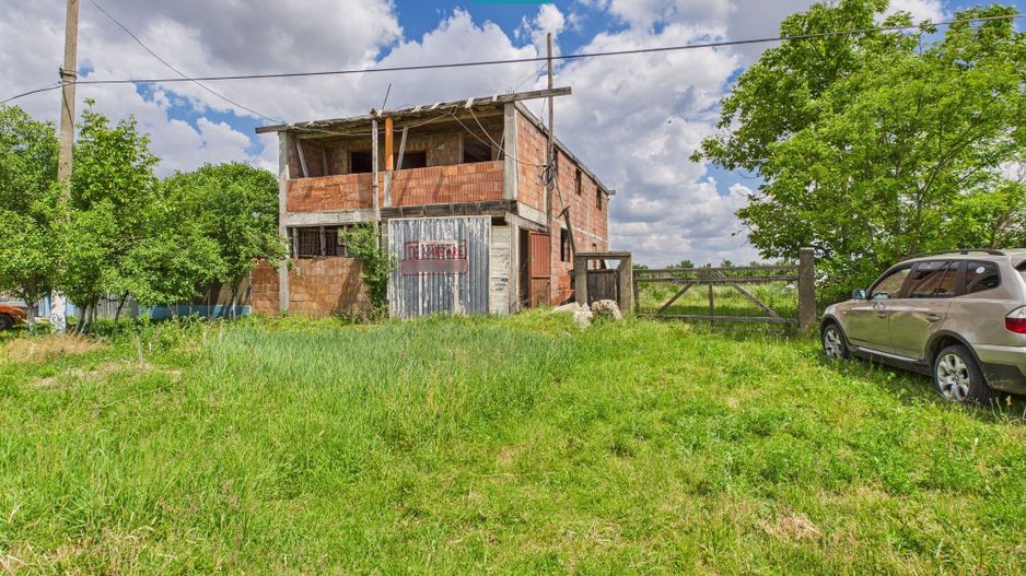 Casă mare, la rosu cu teren generos în Șimand - Poză 6