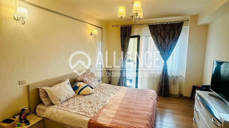 Apartament de vânzare - Km 5, bloc nou (2014) - Poză 3