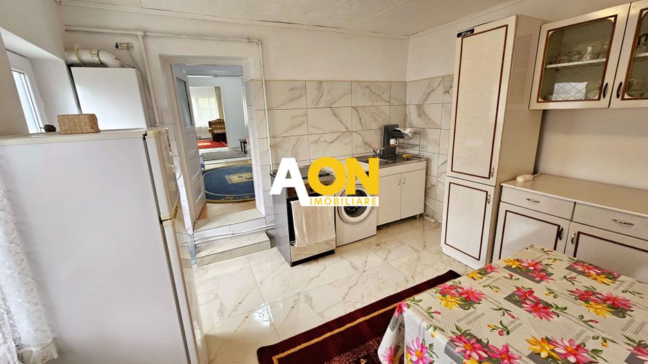 Casa 2 camere, bucatarie, baie, hol, 183 mp teren - Poză 8