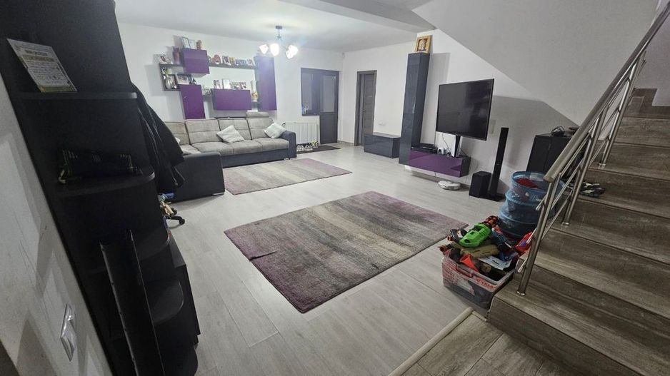 VILA MODERNA | PANOURI FOTOVOLTAICE | GARAJ - Poză 6