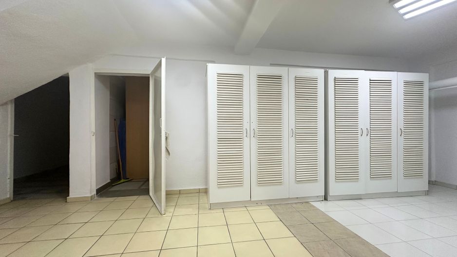 Oferim spre închiriere o proprietate de excepție zona Sisesti - Poză 20