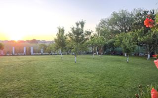 Resedinta spectaculoasa  – Vila exclusivista deschidere directa la lac - Poză 35