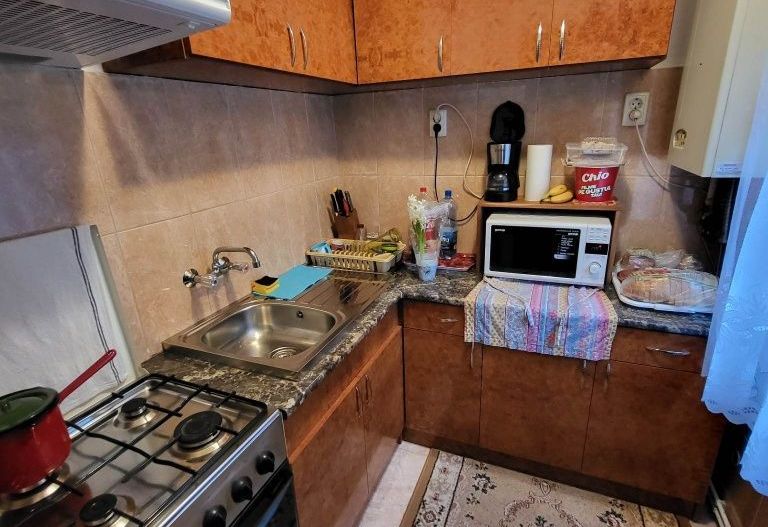 BRASADAS vinde ap 2 cam Soli Humulesti PARTER. - Poză 1