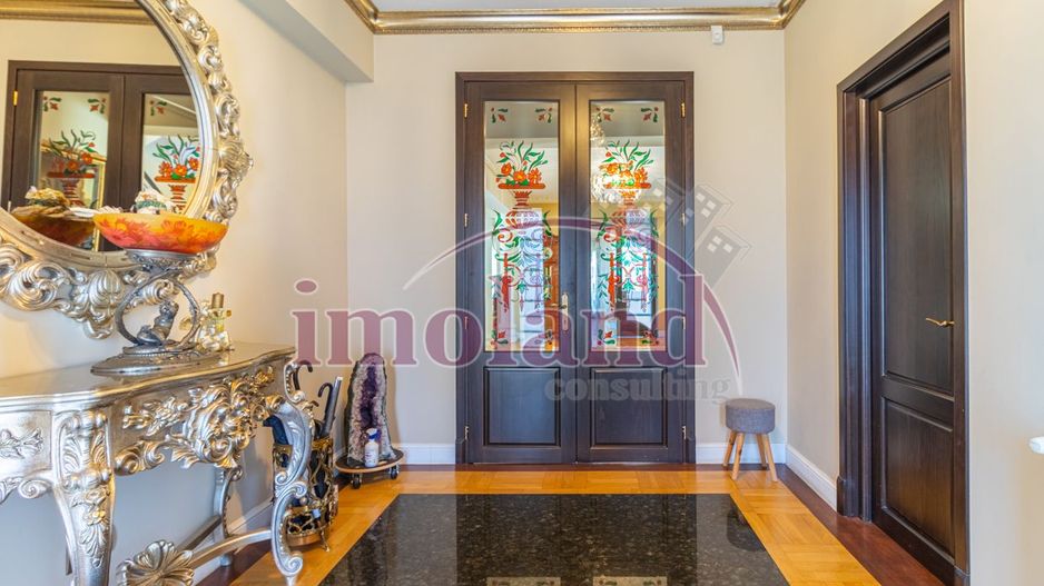 Vila cu piscina si garaj - 6 dormitoare - Pantelimon - Poză 4