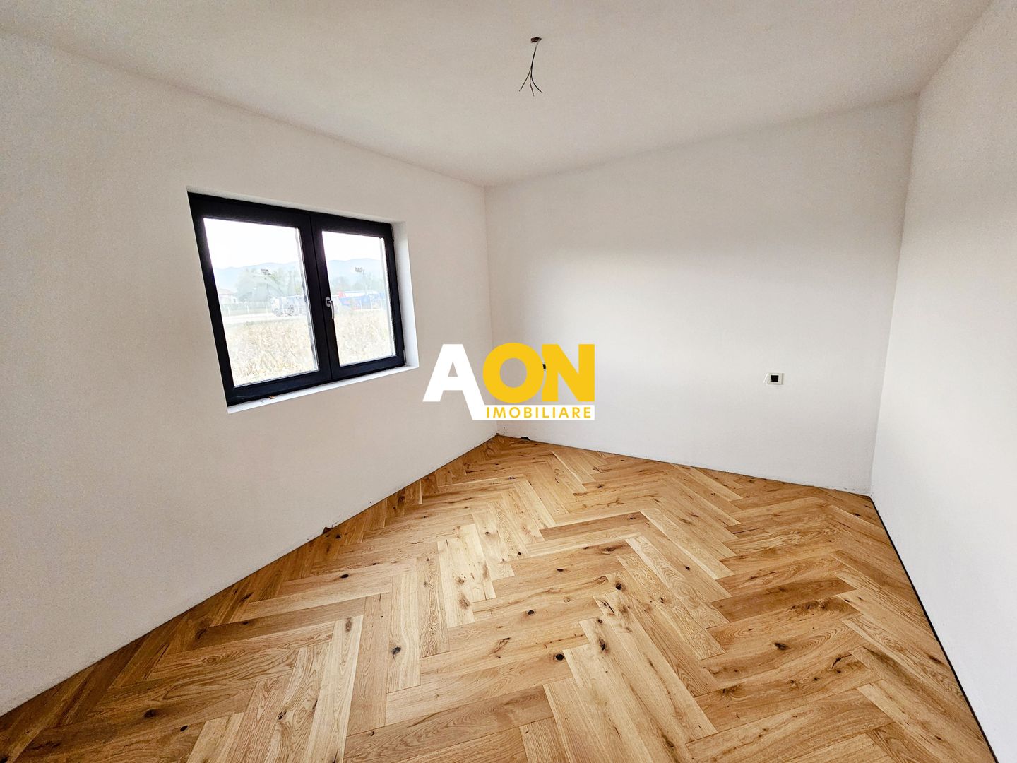 Casă Modernă P+1, Garaj, Teren 600 mp, Ighiu (10 km de Alba Iulia) - Poză 8