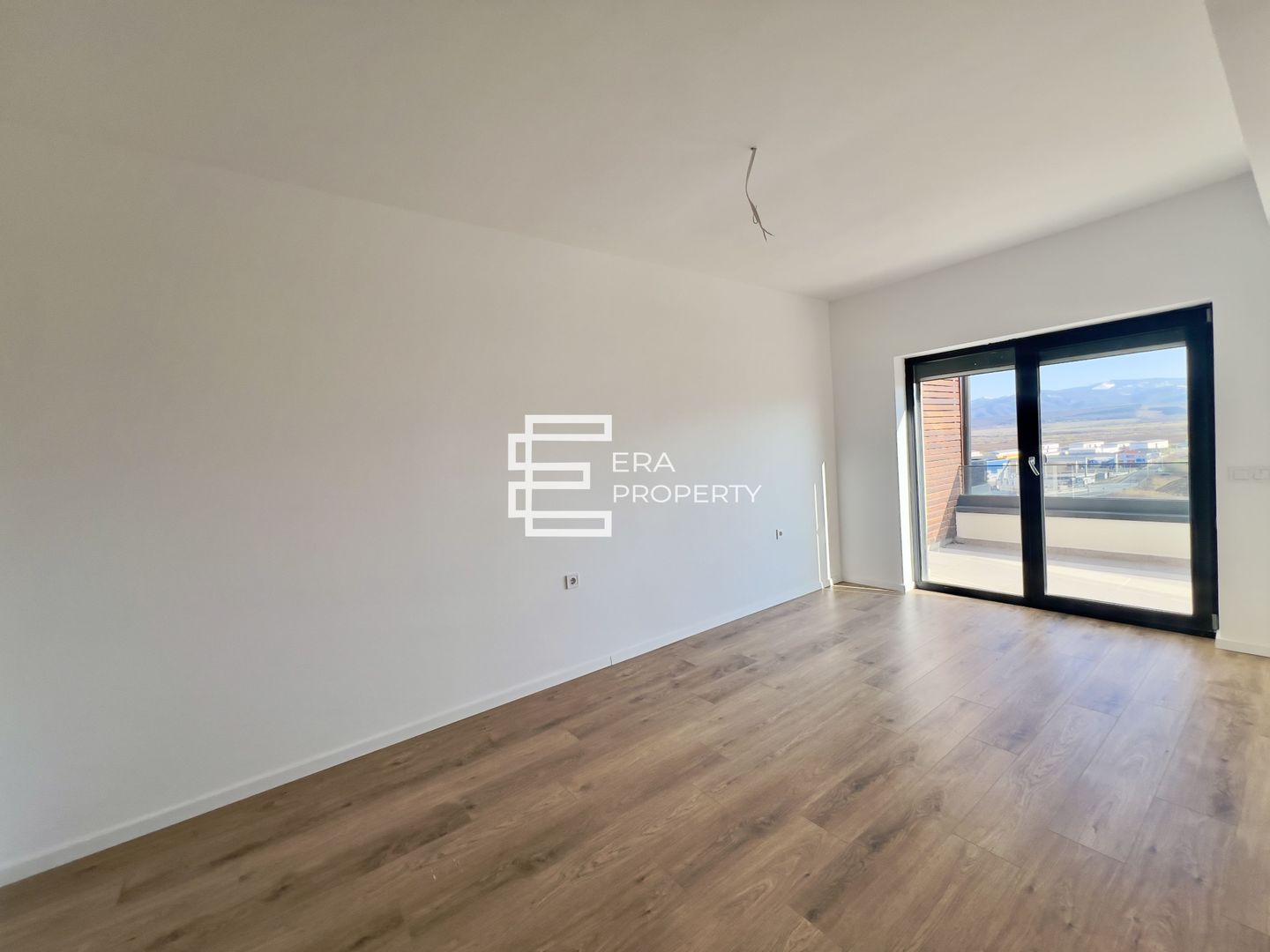 Penthouse 5 camere -  133 mp utili - predare la cheie, zona Aeroport Sibiu - Poză 2