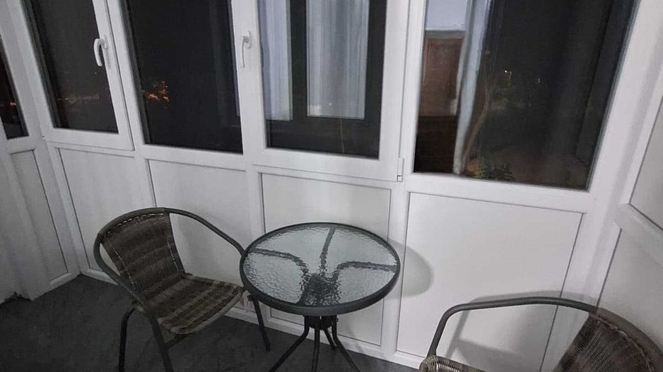 Apartament 2 Camere in Rovine - Poză 8