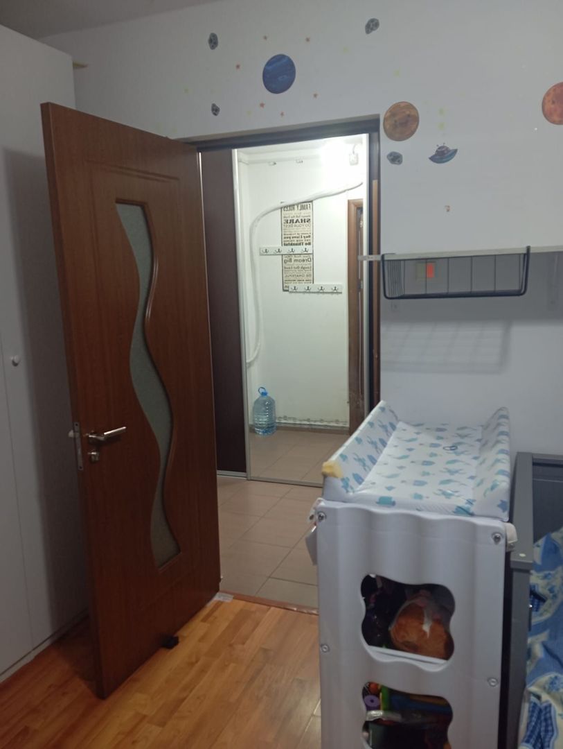 APARTAMENT LUMINOS ZONA PIATA SUDULUI - Poză 4