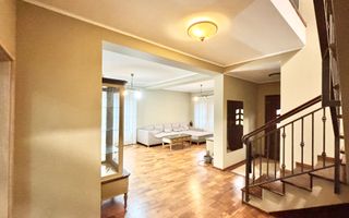 VILĂ DEOSEBITĂ ÎN CARTIERUL PLANETELOR, GIROC – ZONĂ REZIDENȚIALĂ LINIȘTITĂ - Poză 4