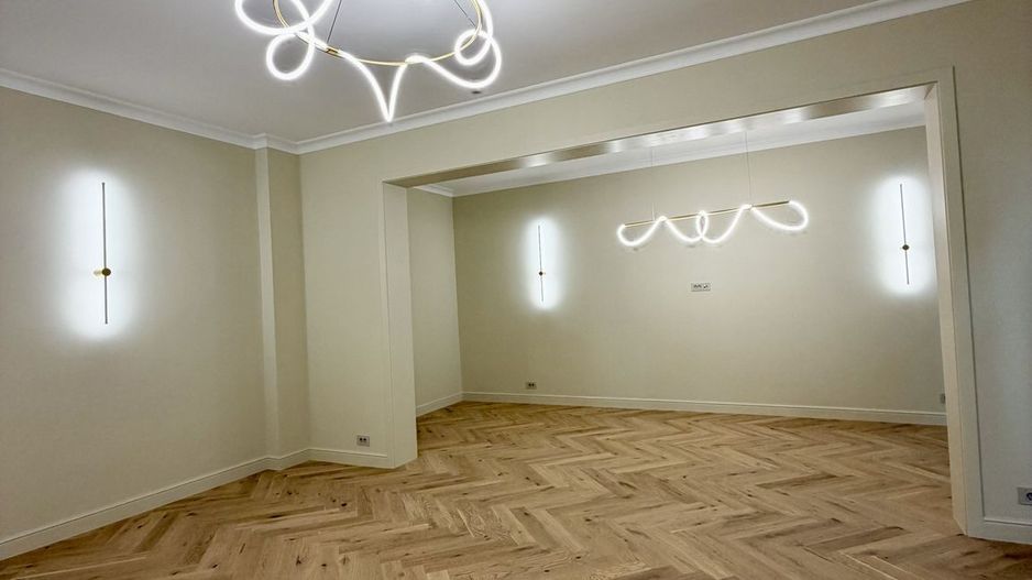 Apartament 4 camere Mihai Eminescu Piata Romana vila interbelica - Poză 2
