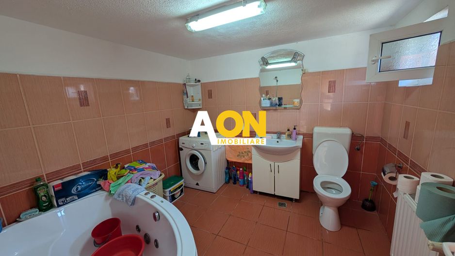 De vanzare casa 4 camere, 939mp teren, Oarda de Jos - Poză 8