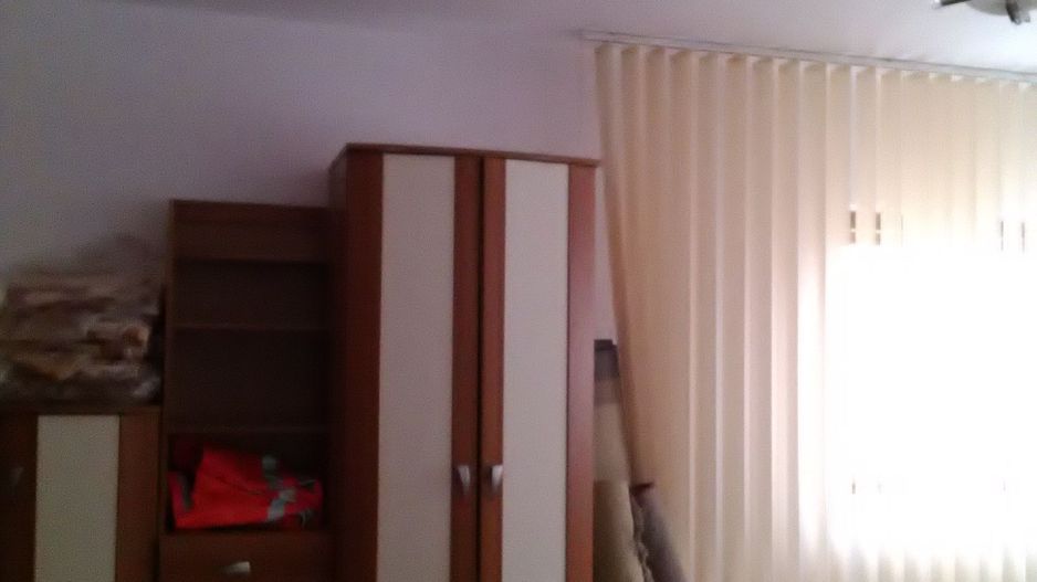 Casa 6 camere - cazare 15 persoane, Nord - Poză 9