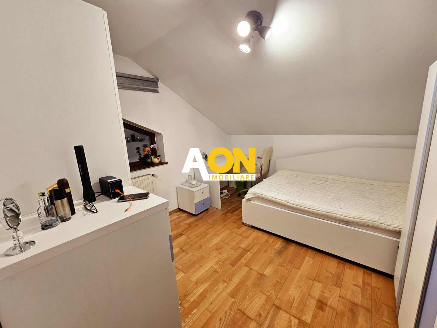 Apartament 3 Camere Zona Cetate, cu Scara Interioara - Poză 13