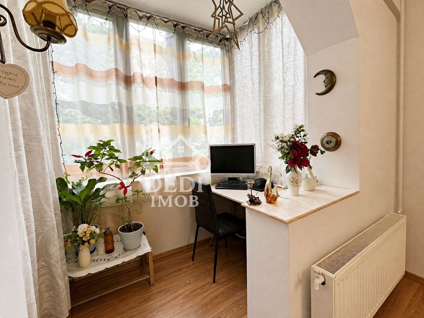 Apartament 2 camere de vânzare in zona Rogerius, Oradea - Poză 5