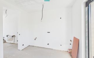 Casă modernă 3 dormitoare, curte generoasă și parcare dublă-CORBEANCA - Poză 4