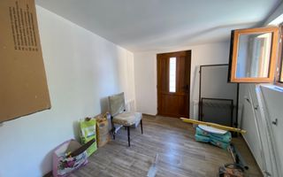 VALU LUI TRAIAN(COD 07) -Casa P+M 5 camere cu teren de 300 mp - Poză 20