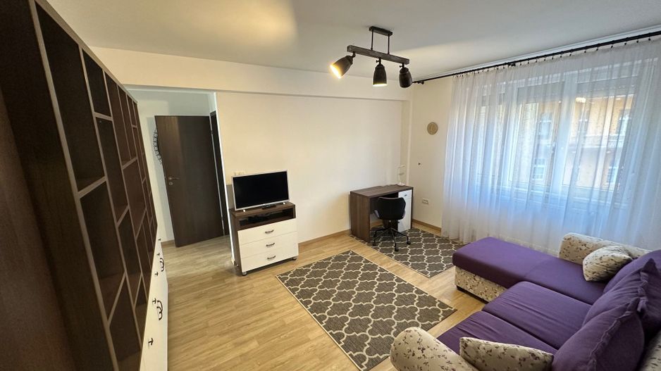 Apartament 3 camere zona Piața Victoriei - Poză 2