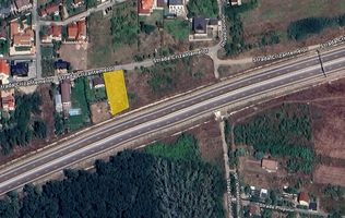 Teren 1000 mp I toate utilitatile I Excelenta pozitie langa padure