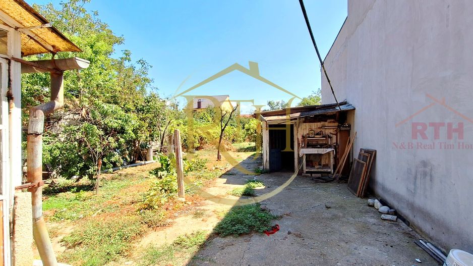 Oferim spre vanzare casa + teren, zona Sagului,  Necesita renovare - Poză 8