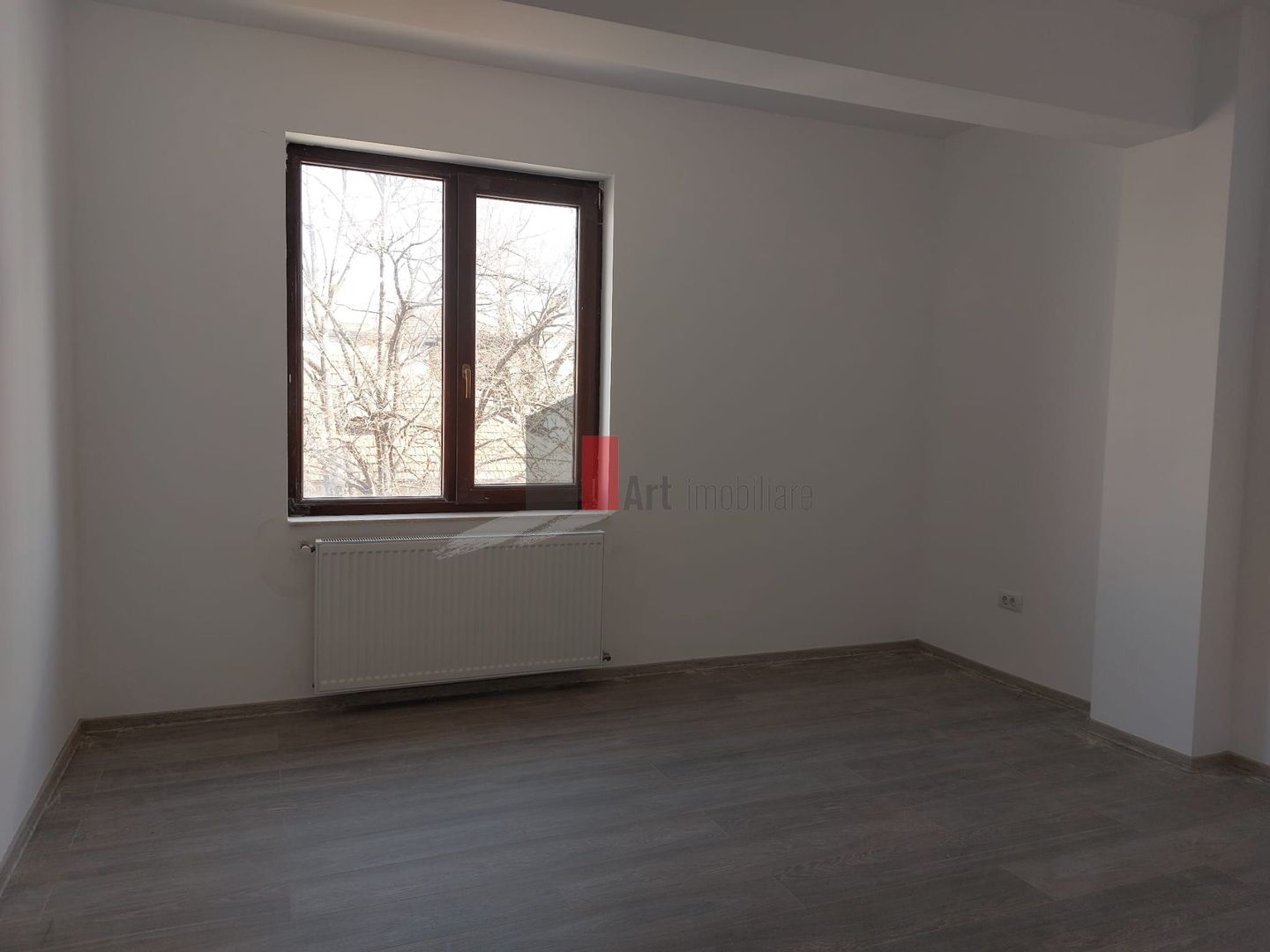 Spatiul "MAGRANA" , P-ta Alba Iulia, imobil 2024, TOTUL NOU, PARCARE INCLUSA - Poză 9