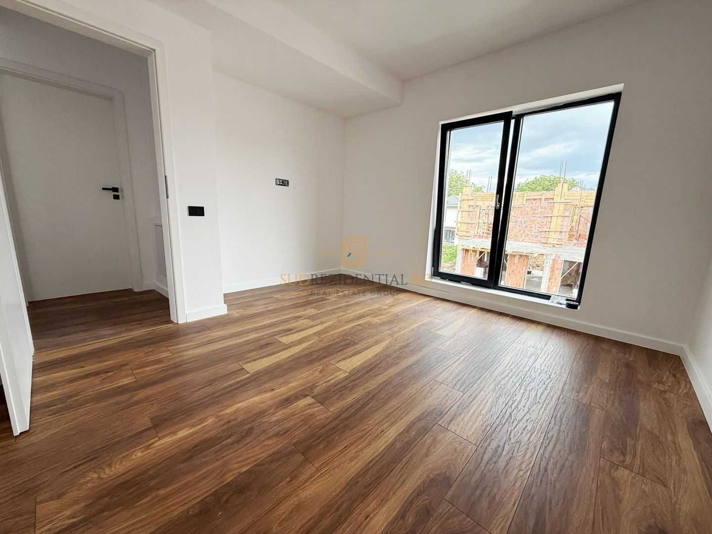 Vila Individuala Moderna / 4 Camere / 3 Bai / Zona centrala - Poză 9