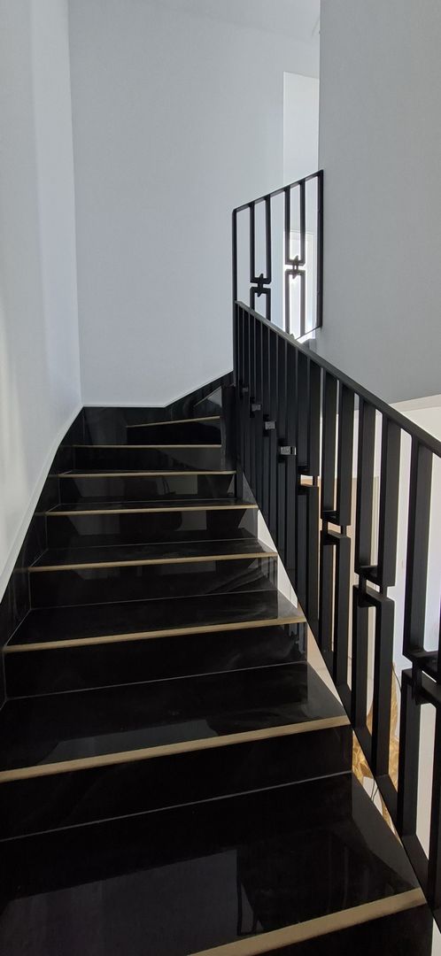 Duplex spatios cu garaj si pereti dublii - Poză 11