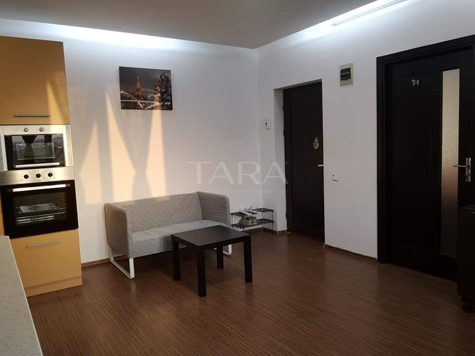 Apartament 3 camere, Floresti, zona Atelier Pizza. - Poză 1