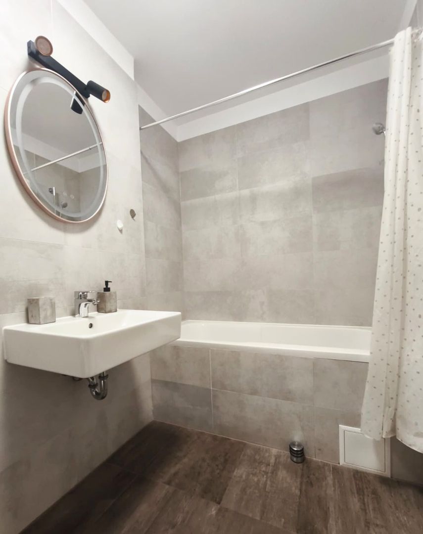Studio Elegant în Kasper Coresi Balcon  Parcare  Boxă - Poză 16