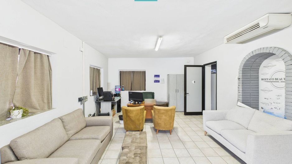 Hală cu teren intravilan de 3500 mp, în Sebiș Arad - Poză 11