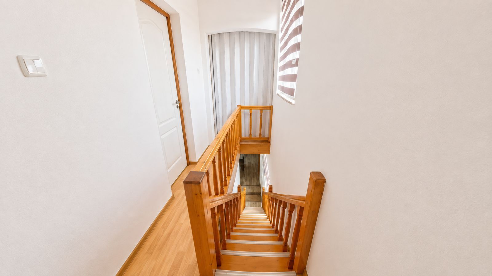 Afacere funcțională - Sală de Evenimente–Motel – Loc. Valea lui Mihai - Poză 21