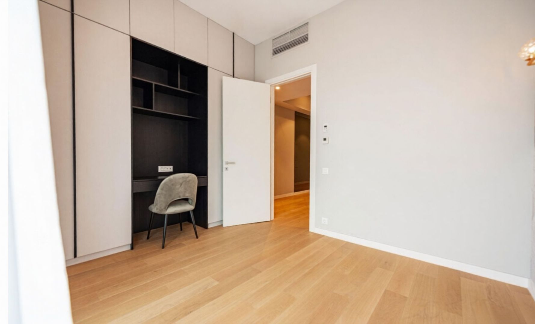Apartament 3 camere la etajul 11 | View Parcul Verdi | One Verdi Park - Poză 19