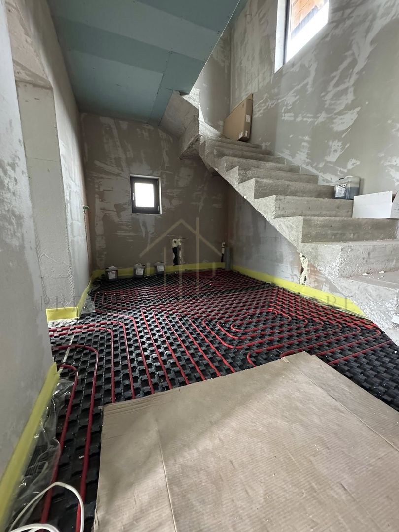 Casa individuala de Vanzare - Cartier Andrasesti - Poză 8