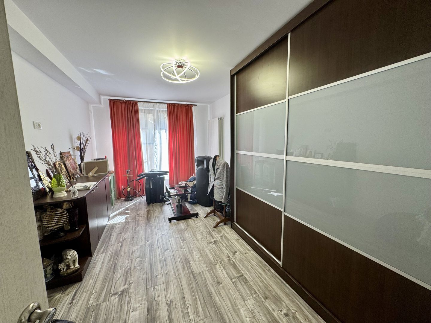 Berceni - VILĂ UNICAT, spațioasă, curte 1.000 mp, la 7 min metrou - Poză 22