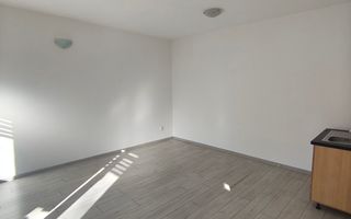 Apartament de inchiria 400 Centrul Civic - Poză 5