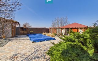 Casa cu potential multiplu in Curtici - Poză 48