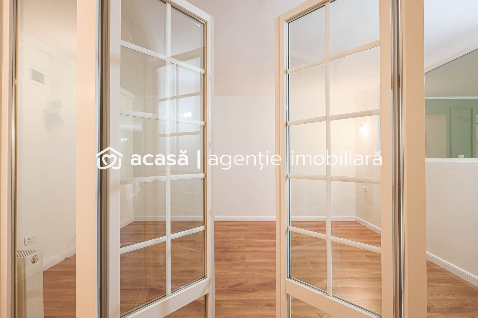 Apartament 95 mp pe Iuliu Maniu la casă, curte proprie inchisa - Poză 7