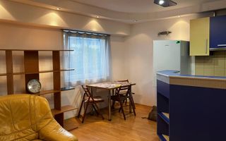 De închiriat apartament 2 camere semidecomandat – Bd. Traian, 54 mp, etaj 2/4 - Poză 2