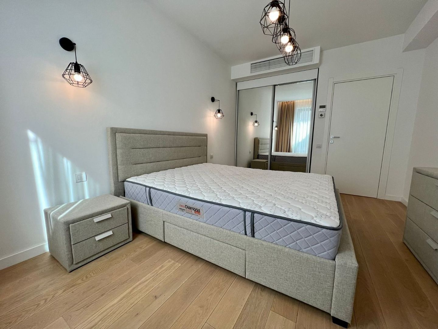 Apartament modern exclusivist cu 2 camere în One Herăstrău Plaza - Poză 6