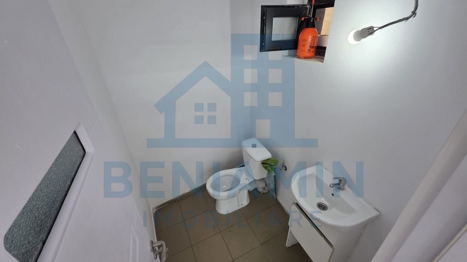 Spatiu comercial de inchiriat - 40mp - Craiovita-Noua - SIF - Poză 3