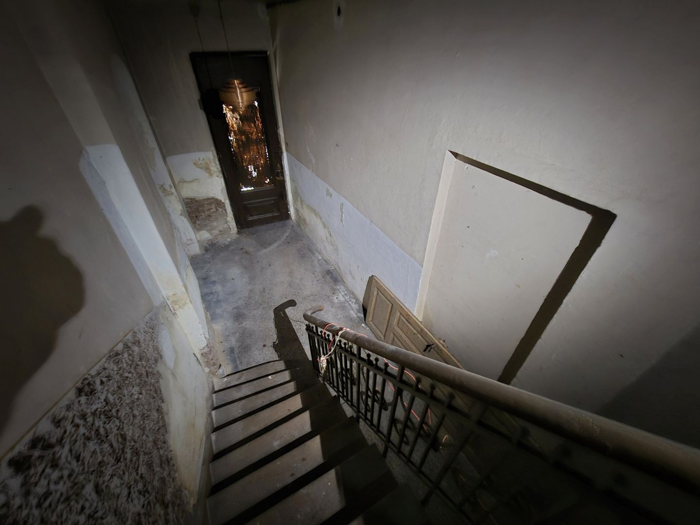 Casa P+1  - Dacia - Eminescu - curte comuna - Poză 21