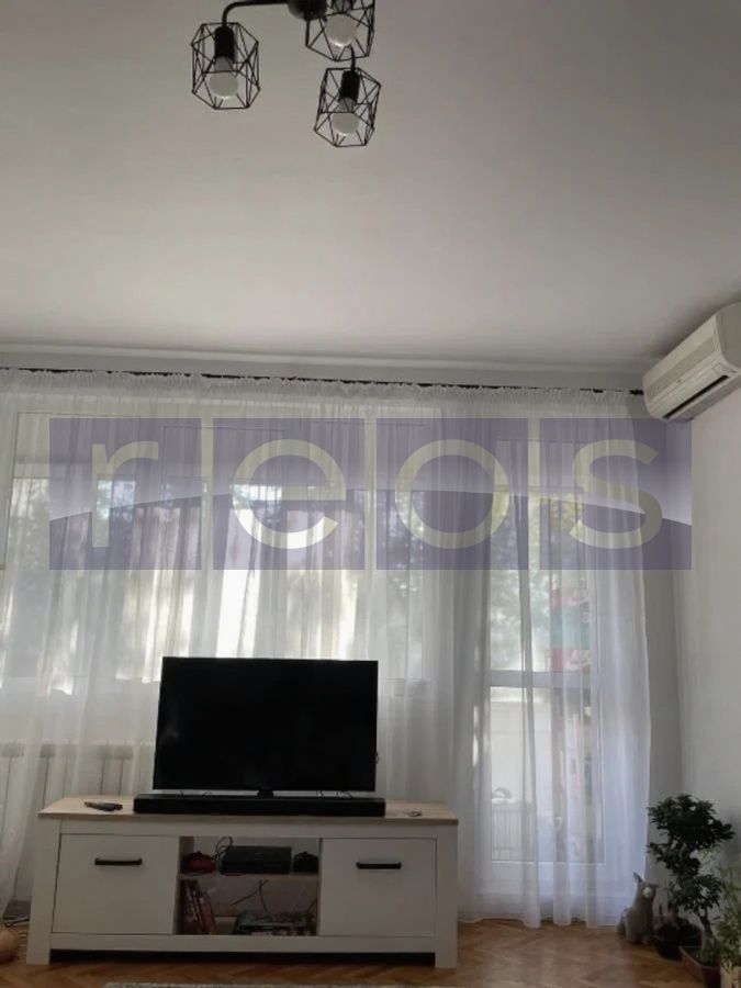 DE VÂNZARE APARTEMENT CU 2 CAMERE | 3 MINUTE DE  METROU | ZONA DOMENII - Poză 5